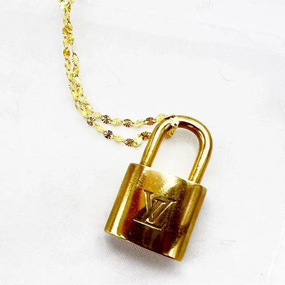 Authentic Louis Vuitton Lock #318 NO KEY & Aftermarket 20" Diamond-Cut Chain - Picture 14 of 17